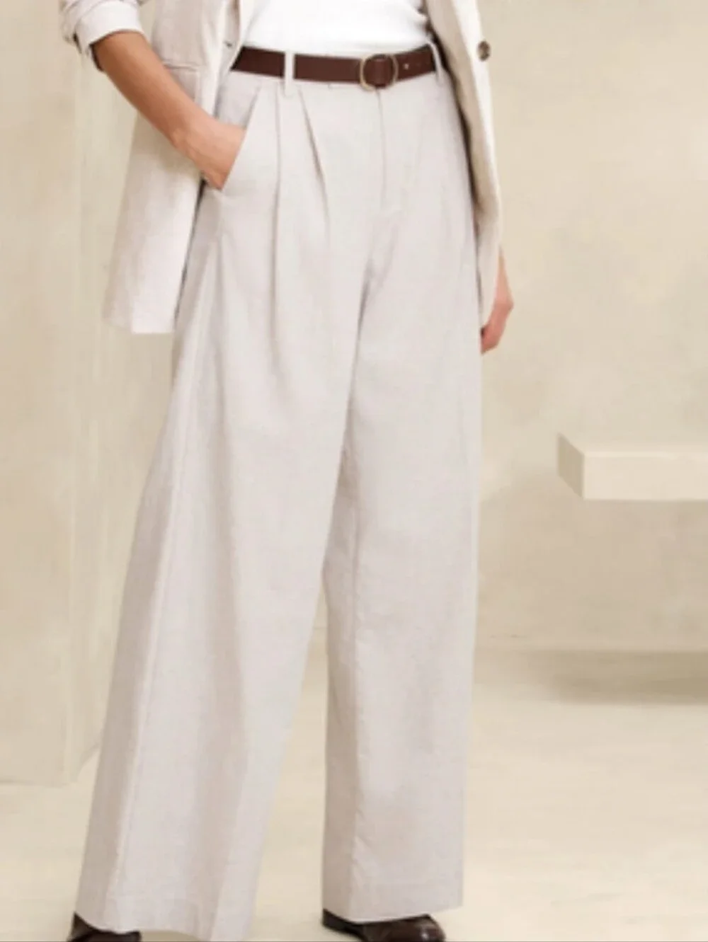 NWT $100 Banana Republic Linen Blend Pleated Wide Leg Pants